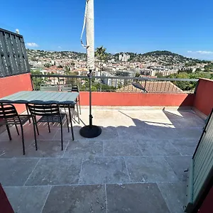 Pour 3 Personnes Appartement